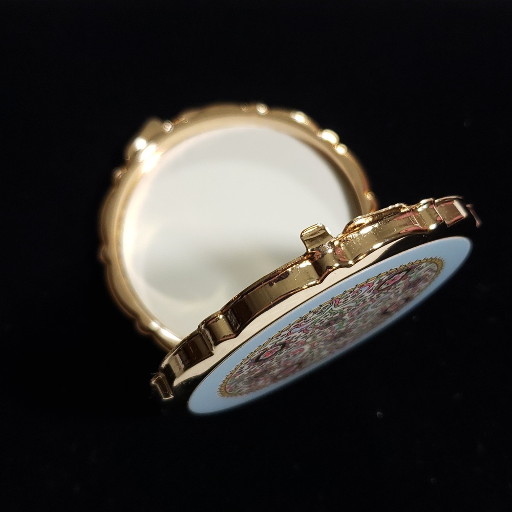 Compact Refillable Powder Mirror - Picture 5 of 7